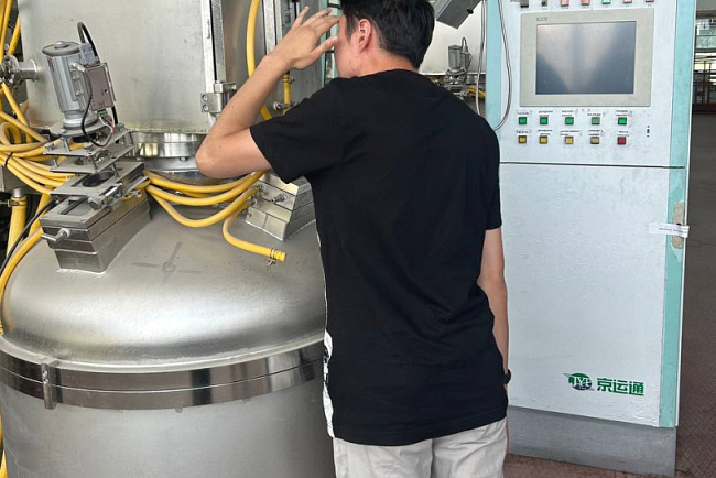 Студенты ЕТФ на практике познают азы будущей профессии